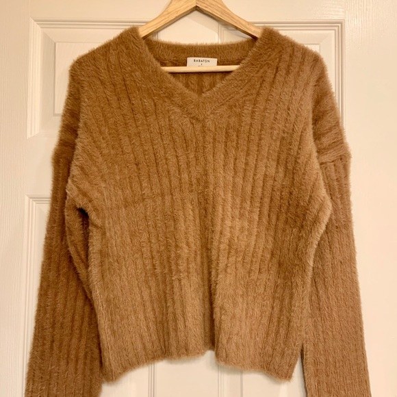 Aritzia Sweaters - Babaton Ullman Sweater Aritzia Sweaters - Babaton Ullman Sweater